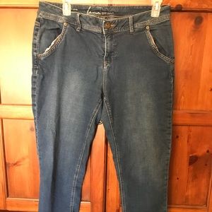 Size 18 Lane Bryant Capri blue jeans